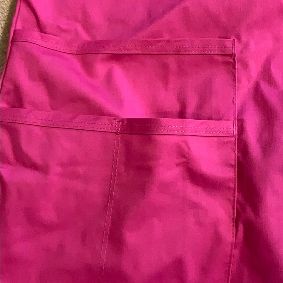 Pink Quick-Dry Scrub Top - Picture 3 of 5